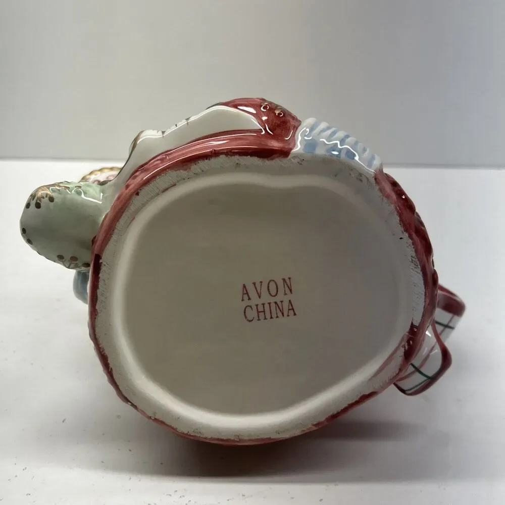 Vintage Santa Claus Tea Pot‎ by Avon Christmas Decor